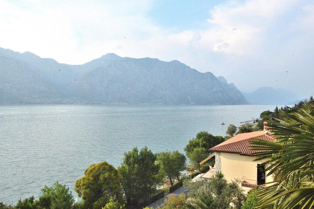 Apartment Windows On The Lake مالتشيزينيه المظهر الخارجي الصورة