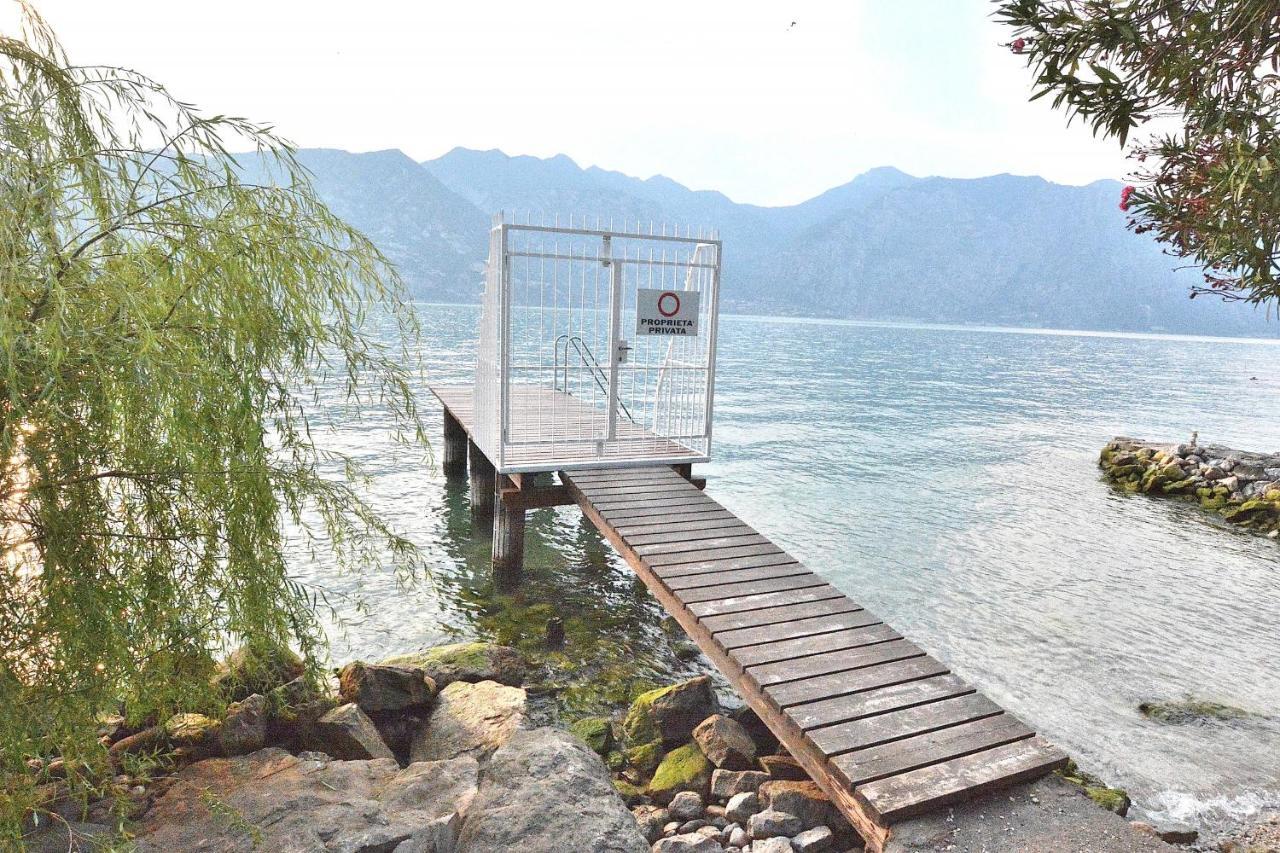 Apartment Windows On The Lake مالتشيزينيه المظهر الخارجي الصورة